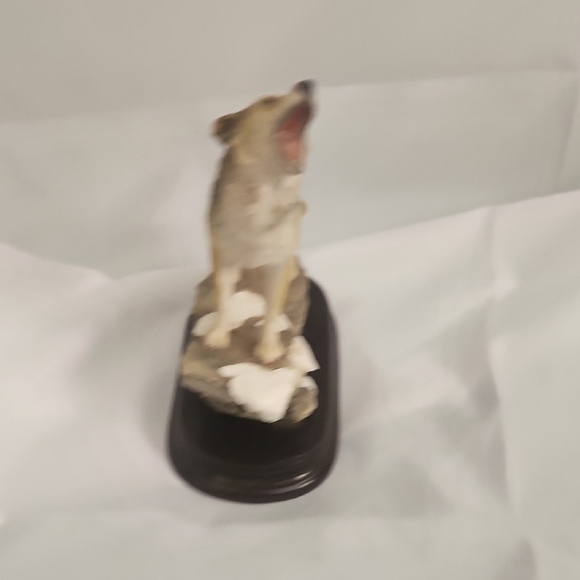 Brown and White Collie Dog Figurine with Fluffy Tail - Picture 4 of 7
